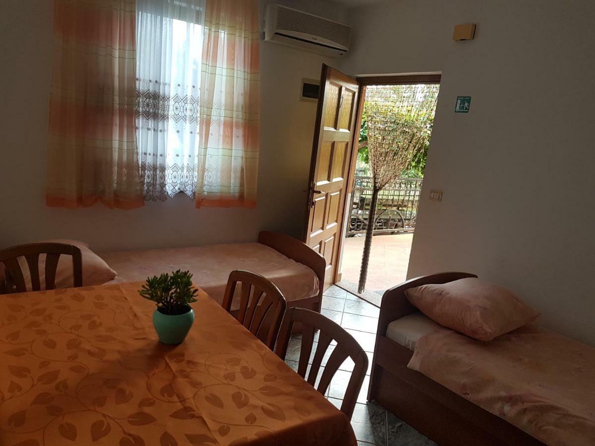 Apartman Edin Apartment Umag Exterior foto